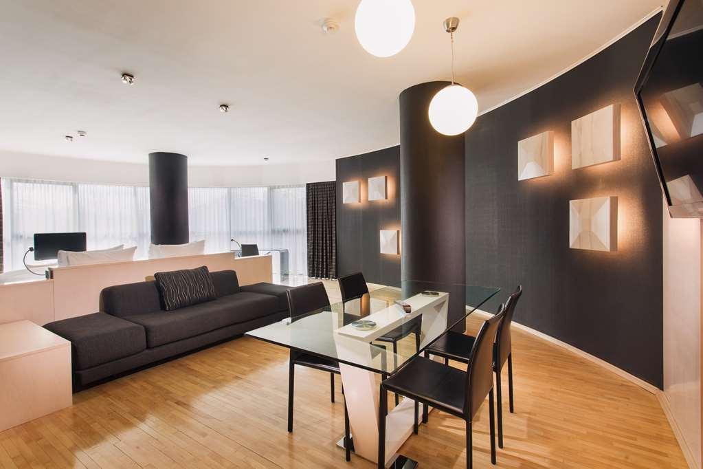 Doubletree By Hilton Hotel Cluj - City Plaza الغرفة الصورة
