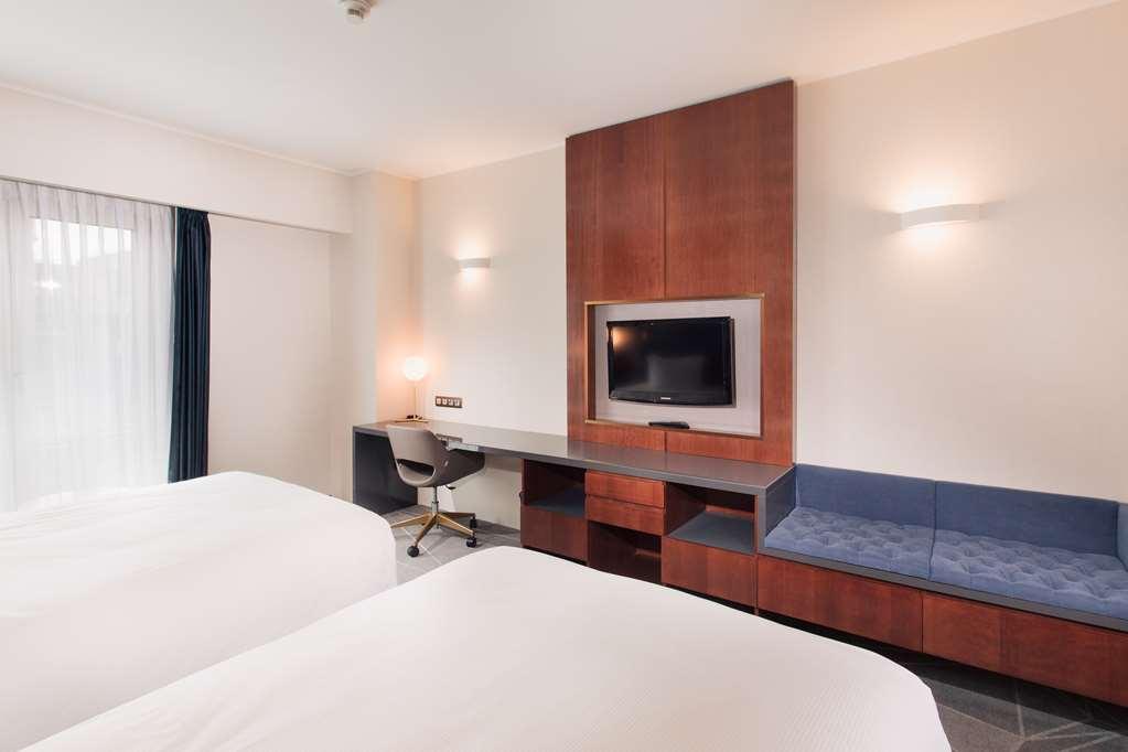 Doubletree By Hilton Hotel Cluj - City Plaza الغرفة الصورة