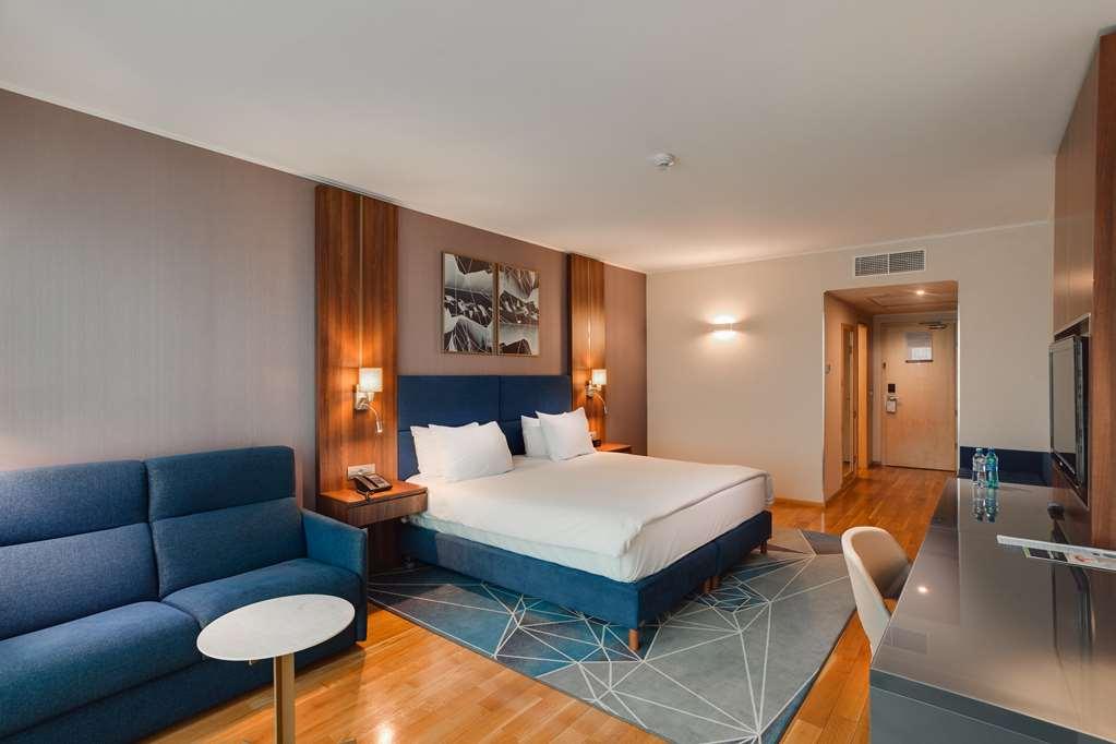 Doubletree By Hilton Hotel Cluj - City Plaza الغرفة الصورة